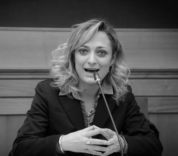 “Difficile essere donna senza essere figlia o moglie di qualcuno. Ma le cose stanno finalmente cambiando” – Intervista alla Parlamentare Cristina Bargero