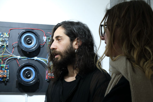 Libera circolazione entro fragili confini - Angelo Gallo debutta a Milano